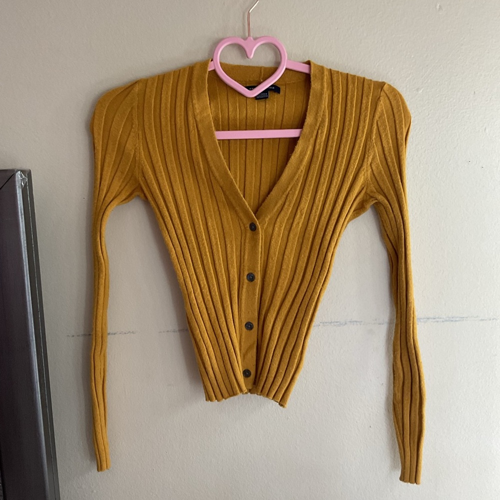 American Eagle Outfitters Mustard ribbed long sleeve